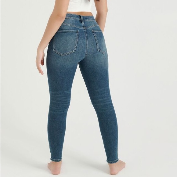 Garage Super Skinny Jeans - Picture 2 of 9